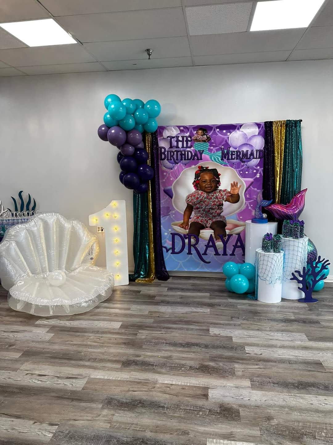Banners/Backdrop